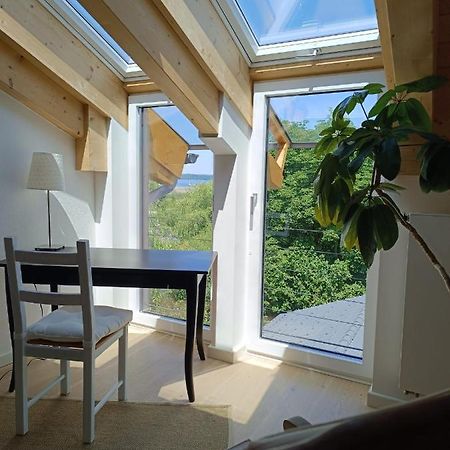 Apartment Unterm Dach Mit Kleinem Seeblick Munsing Luaran gambar